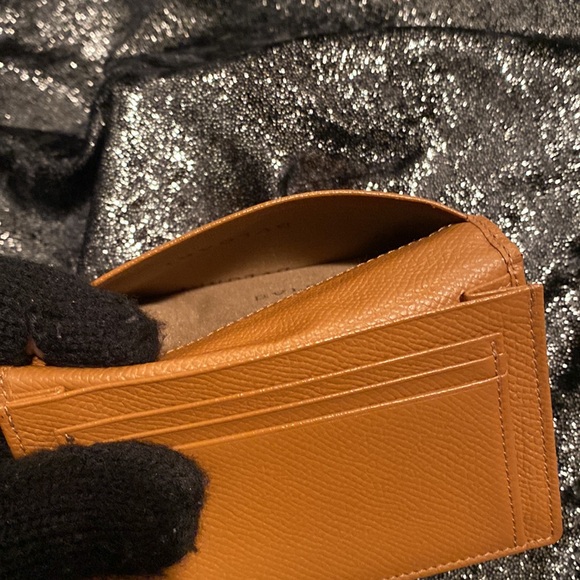 💯 EUC….Bulgari Men’s Cardholder/Wallet - Picture 4 of 5